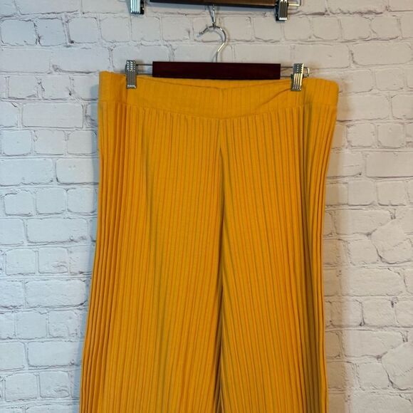 A New Day Vibrant Orange Ribbed Wide leg lounge pants - Picture 2 of 6